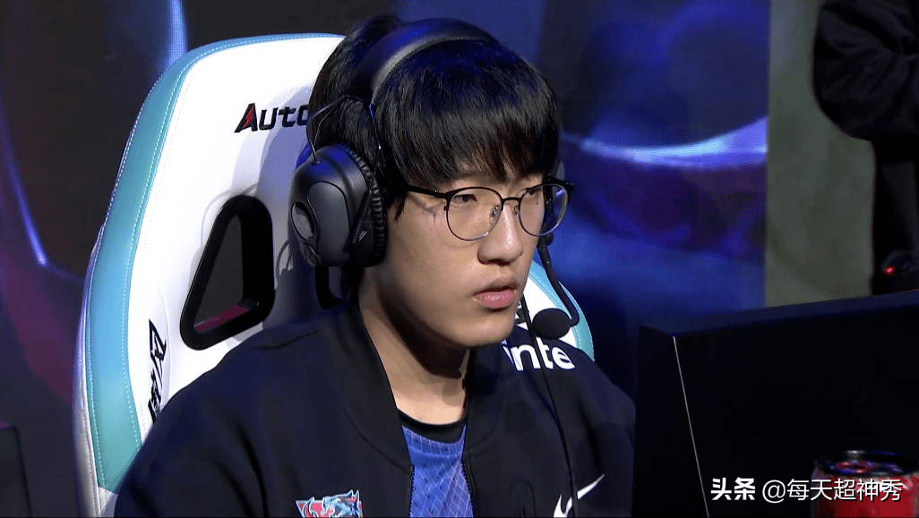 开云APP-关于C9翻盘FPX，Tarzan线上压制力十足鏖战多局成都决赛之夜，留下经典瞬间的信息