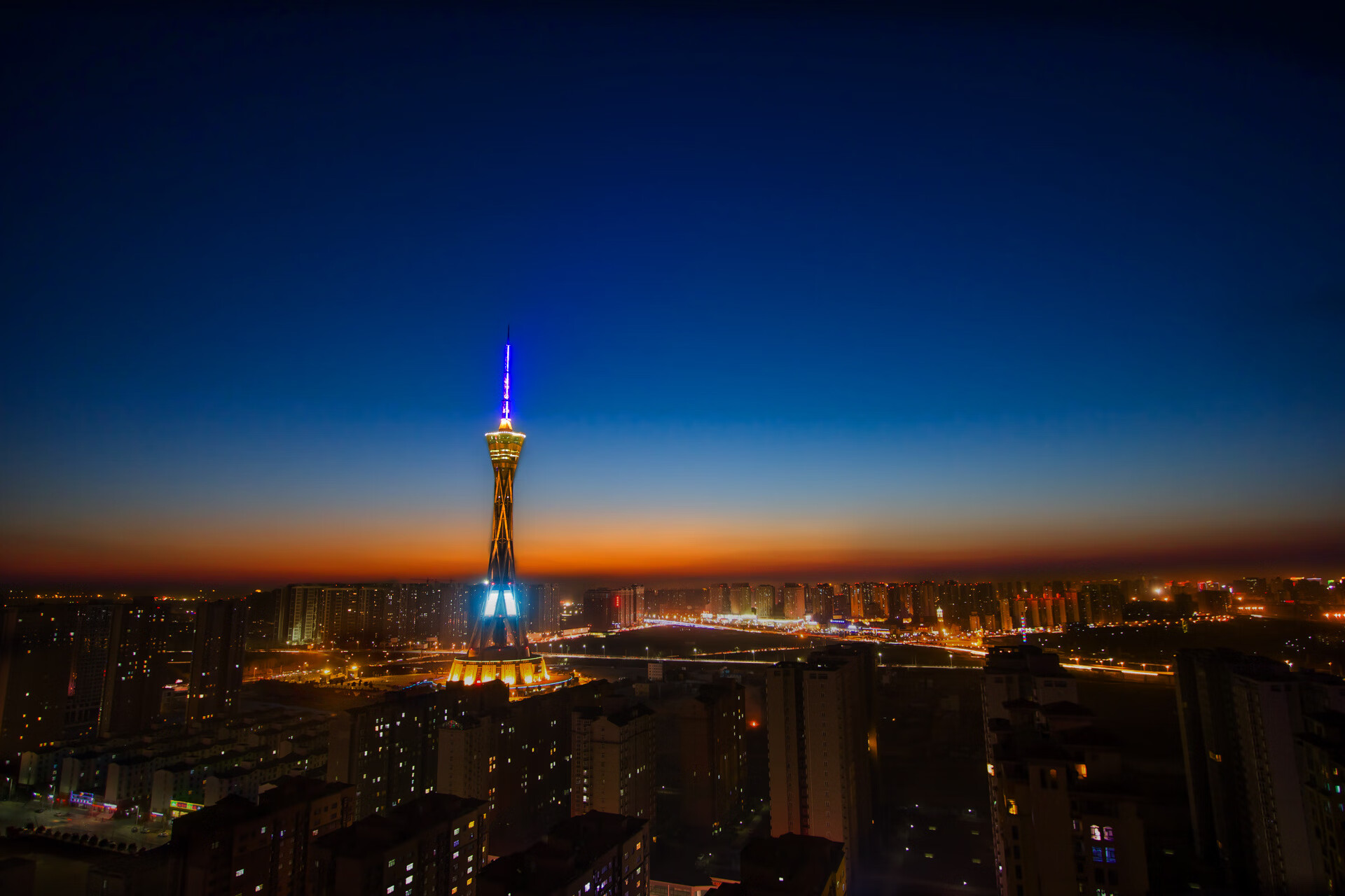 开云平台-寂寂无名的胜利与横空出世的英雄，当哥斯达黎加的无名利刃掀翻了秘鲁的精密机器