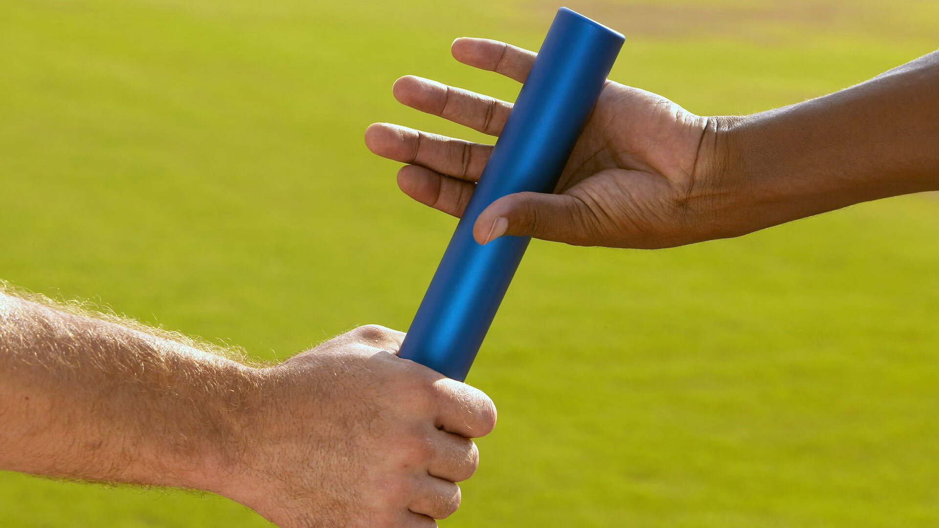 拉什福德神兵天降!补时绝杀燃爆全场,阿森纳惊天逆转拜仁书写欧冠史诗